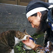 ネコ英語＋サムライENGLISH「我らの絆は固い」